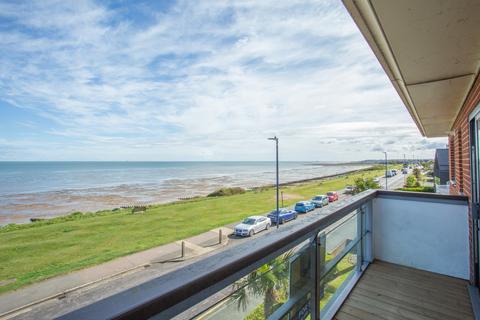 2 bedroom flat for sale, Graystone Road, Whitstable, Kent, CT5