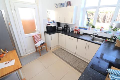 3 bedroom flat to rent, Armitage Road, Golders Green