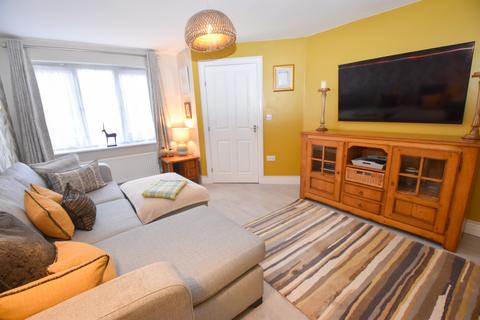 3 bedroom end of terrace house for sale, Edenhall Drive, Flixton, M41