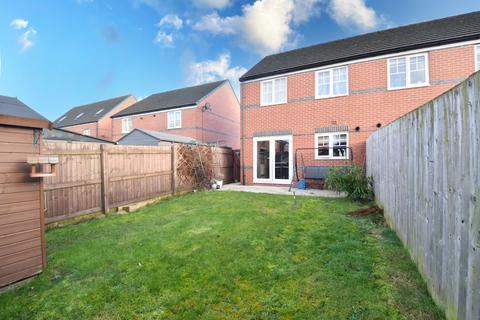 3 bedroom end of terrace house for sale, Edenhall Drive, Flixton, M41