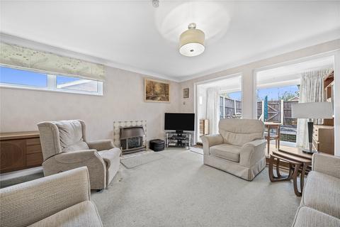3 bedroom end of terrace house for sale, Semper Close, Woking GU21