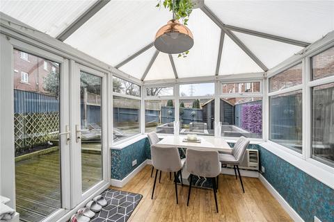 4 bedroom townhouse for sale, Castle Lodge Avenue, Rothwell, Leeds, West Yorkshire