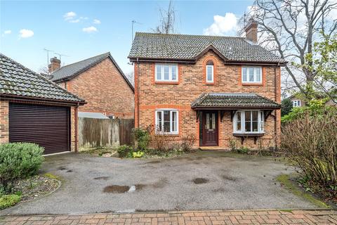Winchcombe Close, Fleet, Hampshire