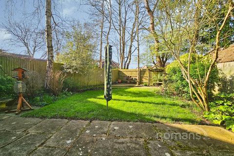 4 bedroom detached house for sale, Winchcombe Close, Fleet, Hampshire