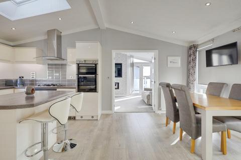 2 bedroom park home for sale, Brook Road, Canvey Island, SS8