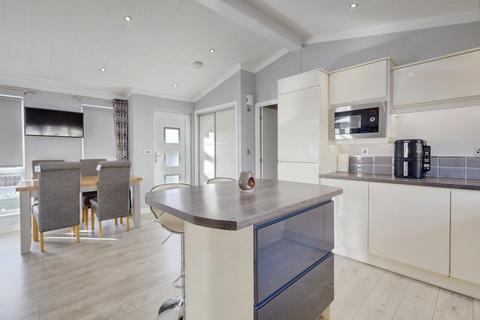 2 bedroom park home for sale, Brook Road, Canvey Island, SS8