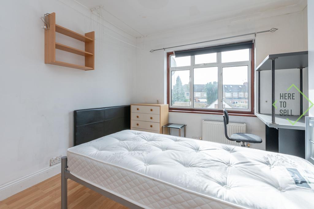31 seaforth drive EN88 BT-10