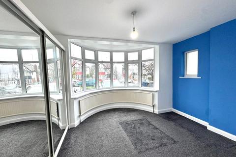 2 bedroom house to rent, Westside, London