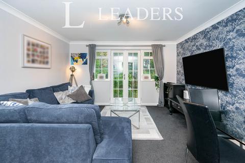 undefined, Farriers Lea, RH16