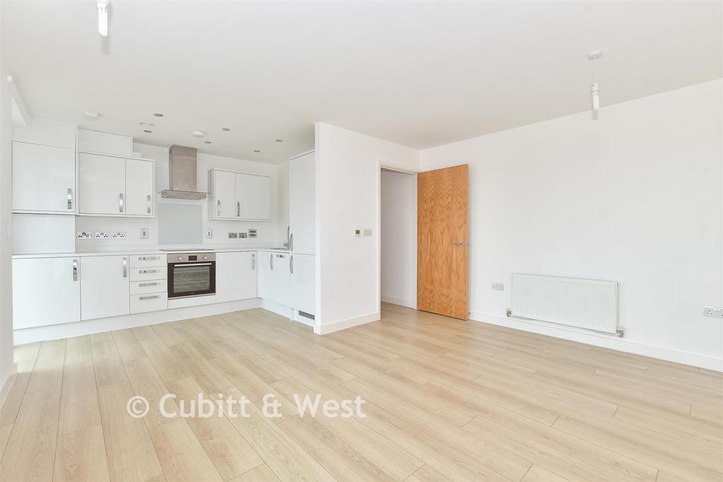 Lounge/ Kitchen