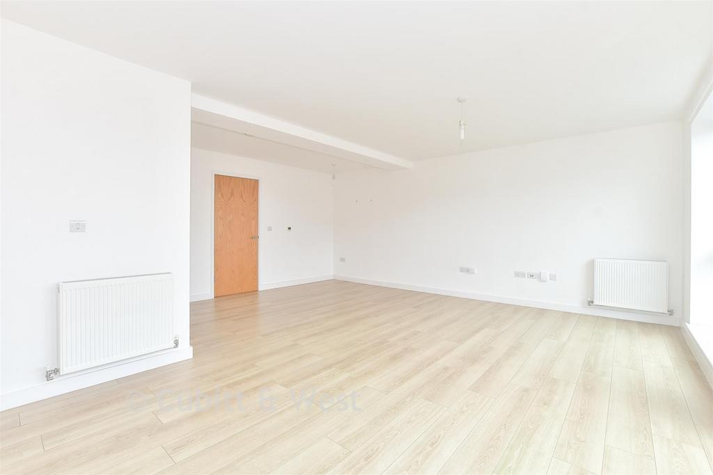 Lounge/ Kitchen