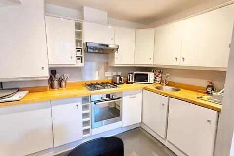 1 bedroom apartment to rent, London E1