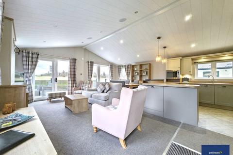 2 bedroom lodge for sale, Lowgate, Hexham, Northumberland, NE46 2NN
