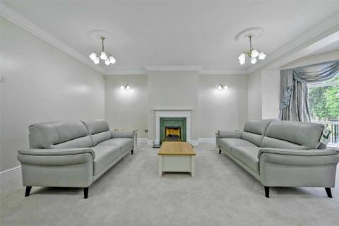 5 bedroom terraced house for sale, St Davids Drive, Englefield Green, Egham, TW20
