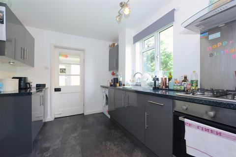 3 bedroom semi-detached house for sale, Rad Valley Road, Copthorne, Shrewsbury