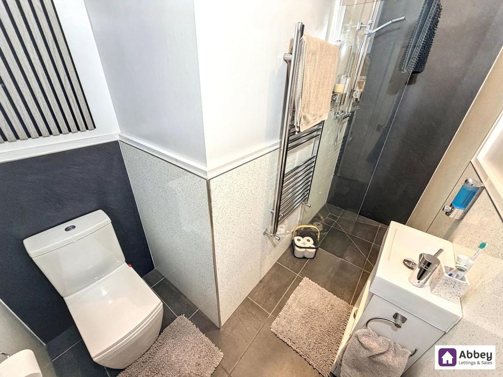 Ensuite