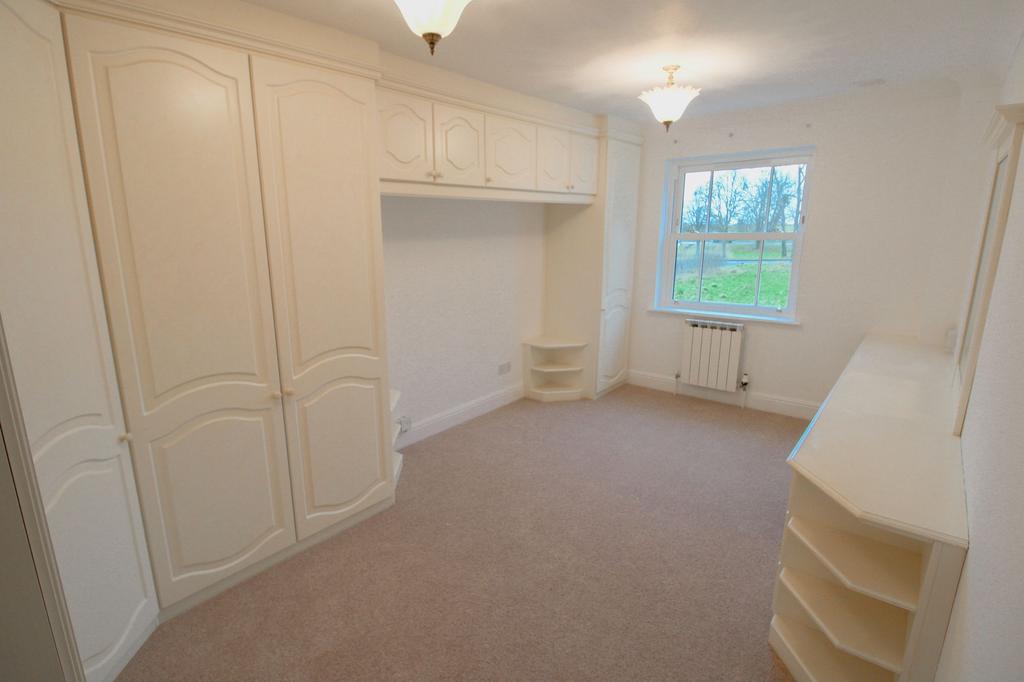 Principal bedroom