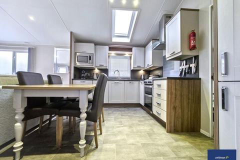 2 bedroom lodge for sale, Lowgate, Hexham, Northumberland, NE46 2NN