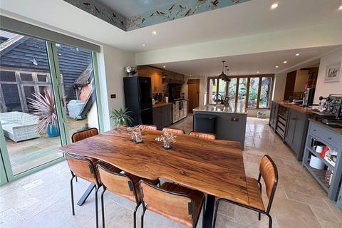 undefined, Bishops Waltham, Southampton, Hampshire, SO32