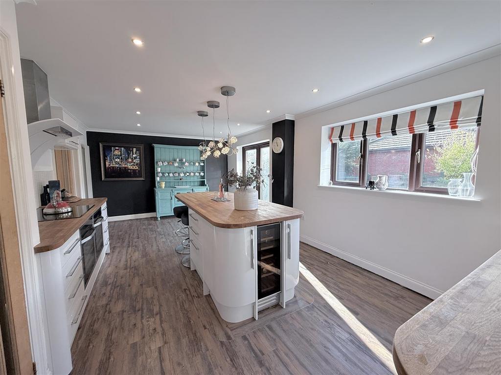 20260204 111552546 i OS.jpg