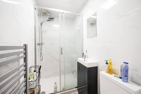 2 bedroom flat for sale, Dalston Lane, Hackney, London, E8