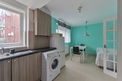 4 bedroom end of terrace house for sale, Ewen Crescent, Tulse Hill, London, SW2