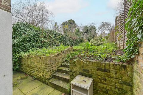 Bellfields Road, Brixton, London, SW9