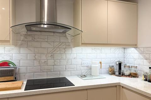 3 bedroom detached house for sale, The Saffrons, Burgess Hill