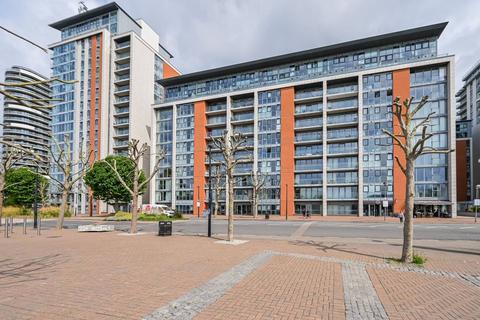 1 bedroom flat to rent, Adriatic Apartments, E16, Royal Docks, London, E16