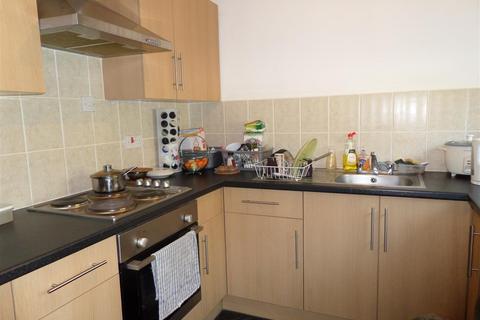 undefined, Tudor Close, Hatfield