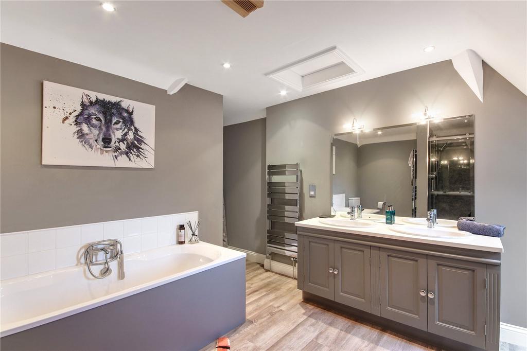 Bedroom Two En Suite
