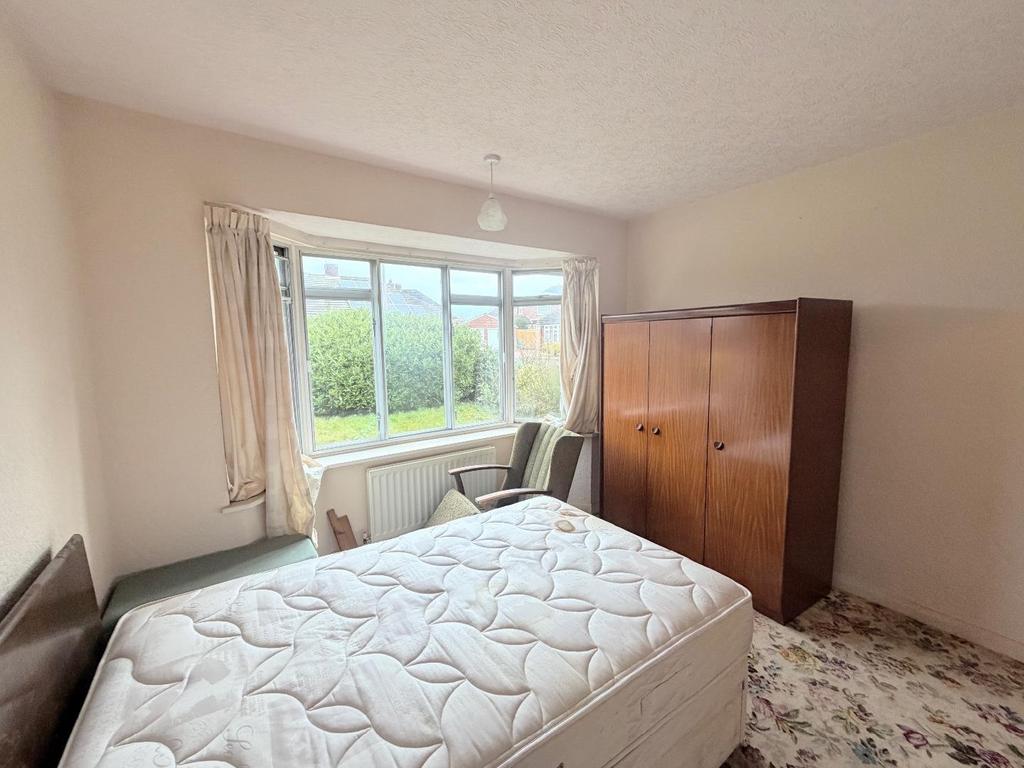 Bedroom (Front)