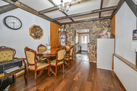 3 bedroom terraced house for sale, Chadwin Road, Plaistow, London, E13