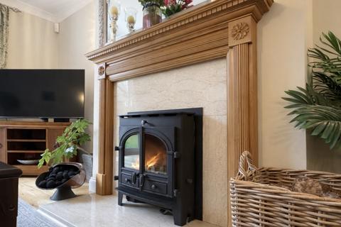 5 bedroom detached house for sale, Bramley Close, East Hanney