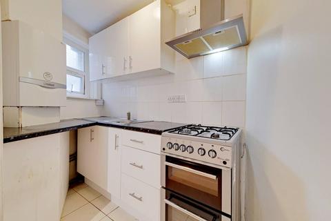 undefined, Hendon Lane, Finchley, London, N3