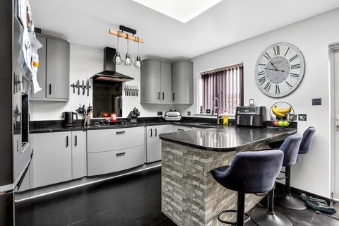 undefined, Grove Avenue, Portchester, Fareham, PO16