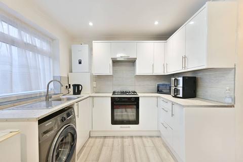 3 bedroom end of terrace house for sale, Tokyngton Avenue, Wembley, HA9