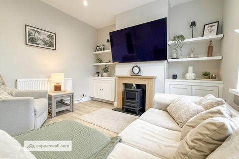 2 bedroom terraced house for sale, Bury Road, Rawtenstall, Rossendale