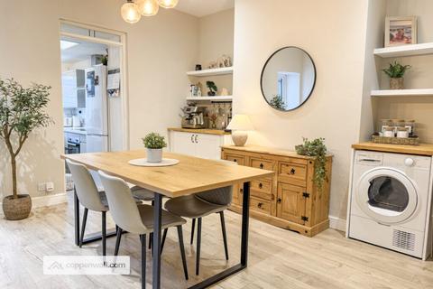 2 bedroom terraced house for sale, Bury Road, Rawtenstall, Rossendale