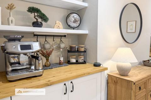 2 bedroom terraced house for sale, Bury Road, Rawtenstall, Rossendale
