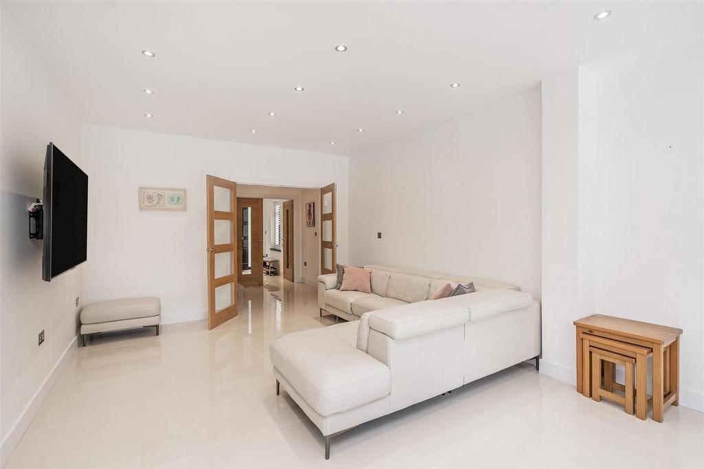 60 Sillhill Hall Road-31 lo.jpg