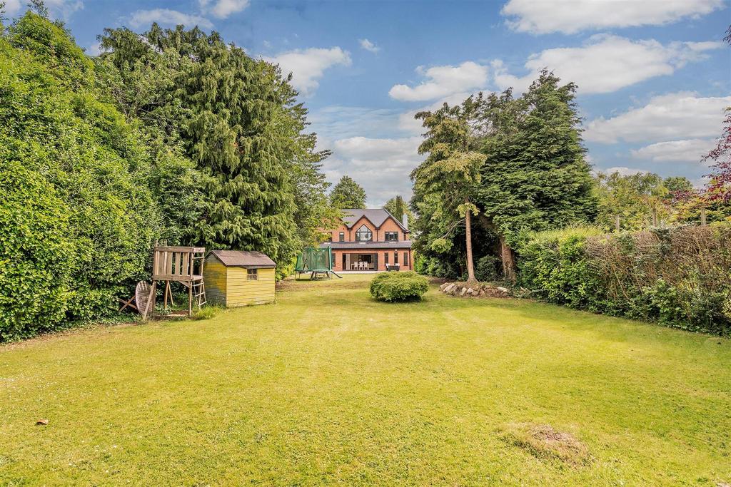 60 Sillhill Hall Road-41 lo.jpg