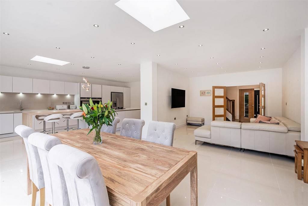60 Sillhill Hall Road-26 lo.jpg