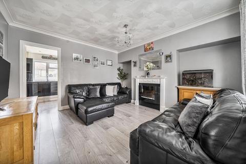 3 bedroom terraced house for sale, Oak Road, Gravesend, DA12