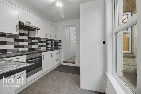 3 bedroom terraced house for sale, Trinity Road, Sheerness