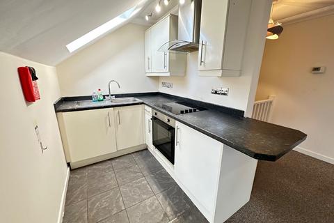 undefined, Kingswood Court, Grove Road, Luton, Bedfordshire, LU1 1BL