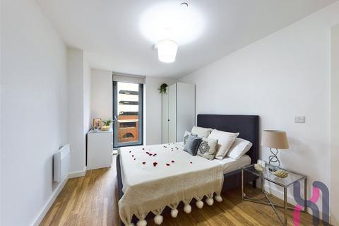 1 bedroom flat to rent, Media City, Michigan Point Tower B, 11 Michigan Avenue, Salford, M50