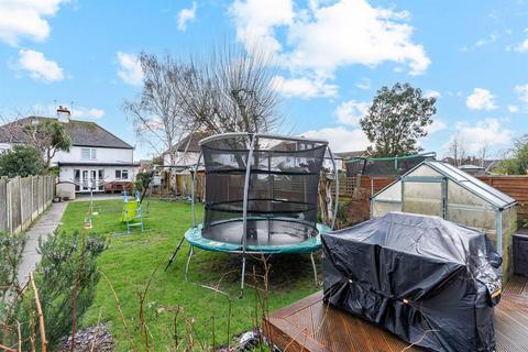 3 bedroom semi-detached house for sale, Hunters Forstal Road, Herne Bay