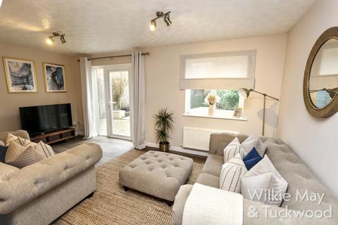 3 bedroom semi-detached house for sale, Stanley Close, Bridgwater TA6