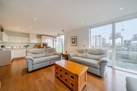 3 bedroom apartment for sale, Tizzard Grove, London